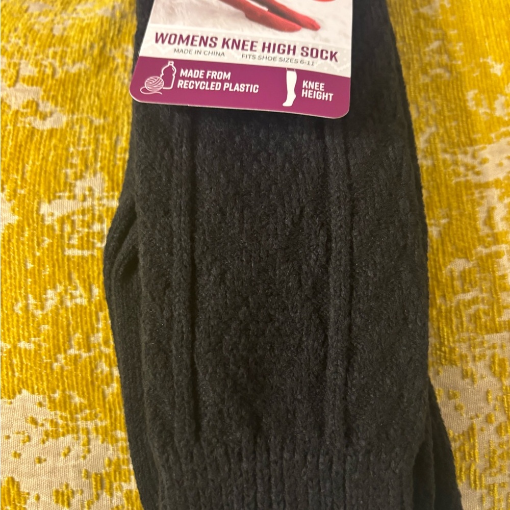 Muk Luks Women's Black Knee High Socks